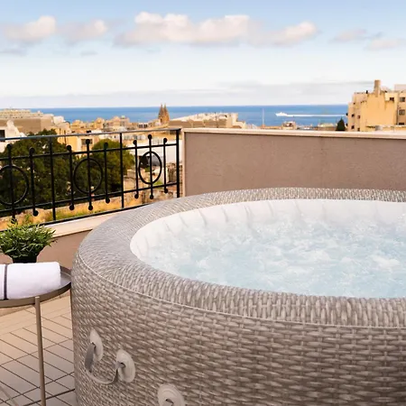 Apartman La88 Bayview Penthouse With Jacuzzi