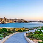 La88 Bayview Penthouse With Jacuzzi * Sliema