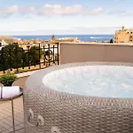 Apartman La88 Bayview Penthouse With Jacuzzi