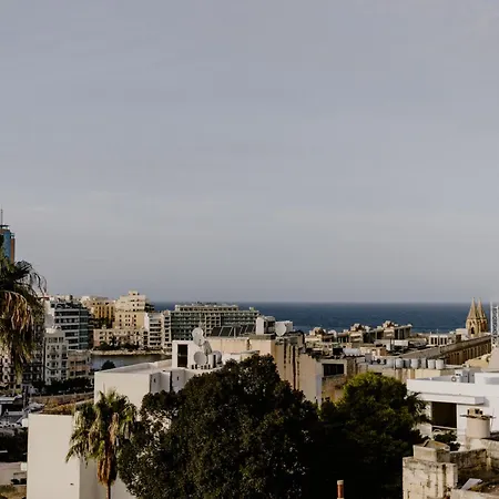 La88 Bayview Penthouse With Jacuzzi