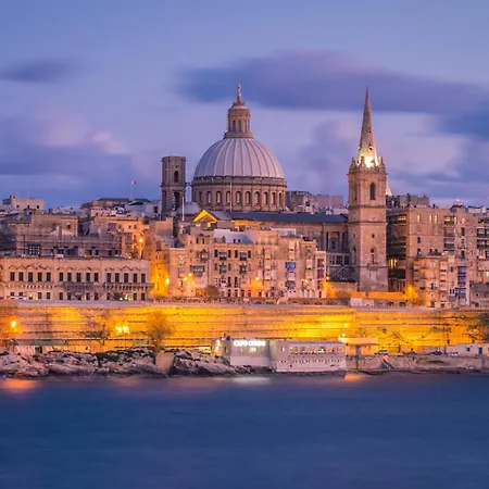 La88 Bayview Penthouse With Jacuzzi Sliema