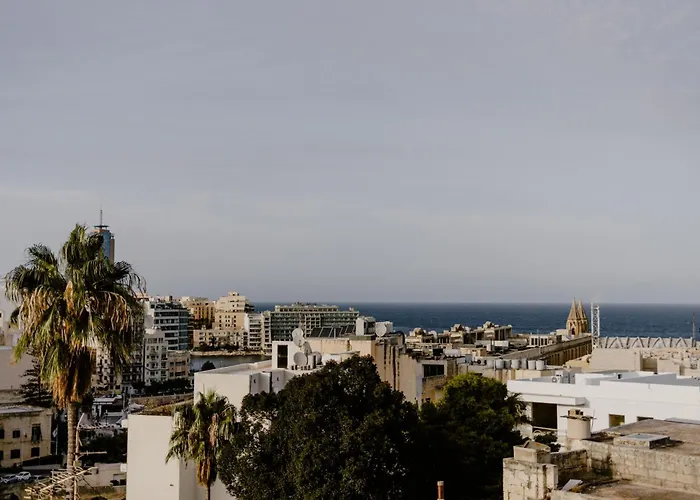 La88 Bayview Penthouse With Jacuzzi