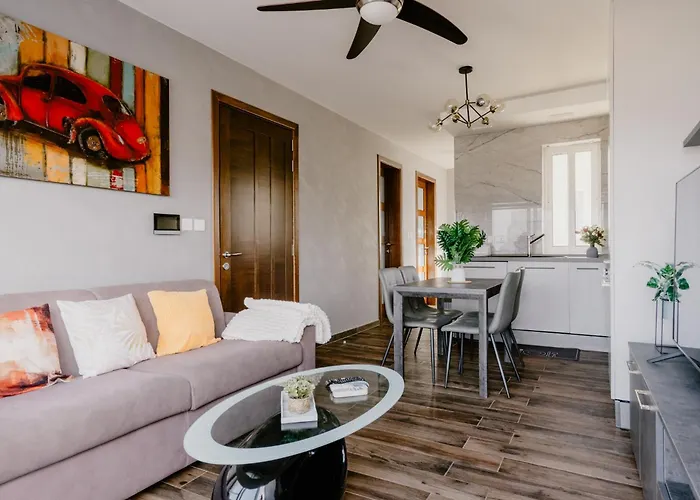 La88 Bayview Penthouse With Jacuzzi