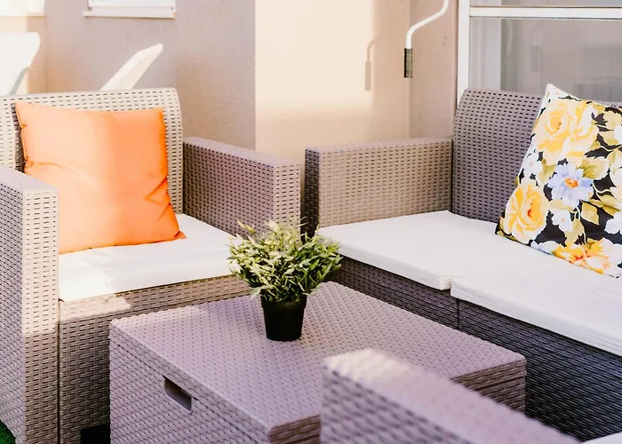 La88 Bayview Penthouse With Jacuzzi *