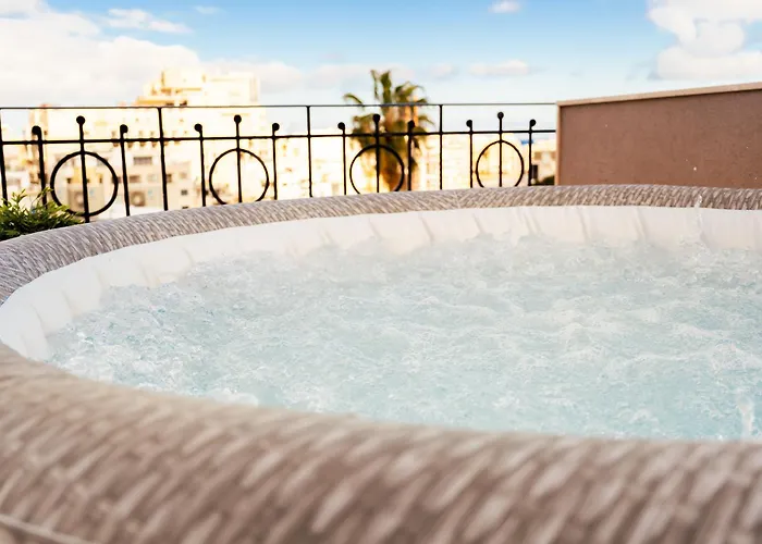 La88 Bayview Penthouse With Jacuzzi * Sliema