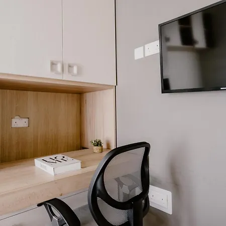 La88 Bayview Penthouse With Jacuzzi * סליאמה